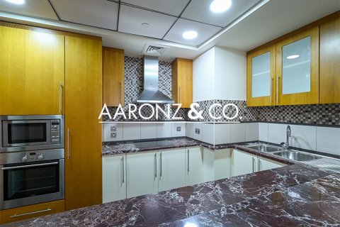 Apartament në Jumeirah Beach Residence, Dubai, Emiratet e Bashkuara Arabe 2 dhoma gjumi, 136 m2. № 679401 - Foto 10