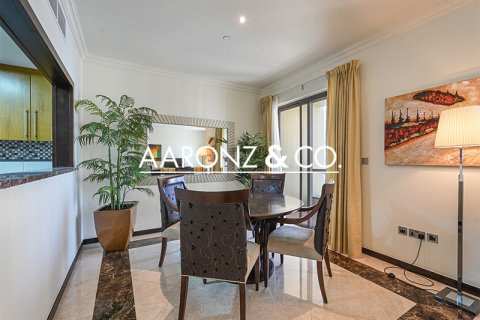 Apartament në Jumeirah Beach Residence, Dubai, Emiratet e Bashkuara Arabe 2 dhoma gjumi, 136 m2. № 679401 - Foto 4