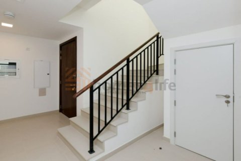 Townhouse di Town Square, Dubai, UEA 4 kamar tidur, 285 m2 nomor 739040 - foto 12