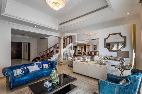 Villa til leie i Jumeirah Islands, Dubai, Emiratene 4 soverom, 1026 kvm Nr. 655470 - Foto 2