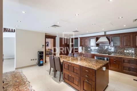 Villa til leie i Jumeirah Islands, Dubai, Emiratene 4 soverom, 1026 kvm Nr. 655470 - Foto 5