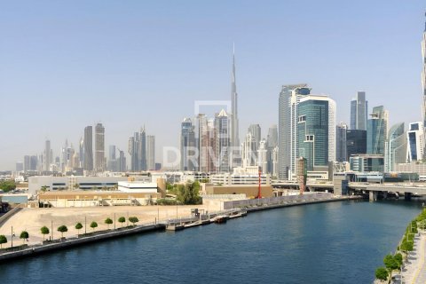 Apartment in Al Wasl, Dubai, UAE 2 bedrooms, 151 sq.m. № 655467 - photo 1