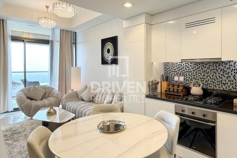 Appartamento in affitto a Business Bay, Dubai, EAU 2 camere da letto, 89 mq. № 655473 - foto 1