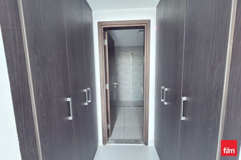 Apartmen di Motor City, Dubai, UAE 1 bilik tidur, 71.7 meter persegi № 728140 - foto 5
