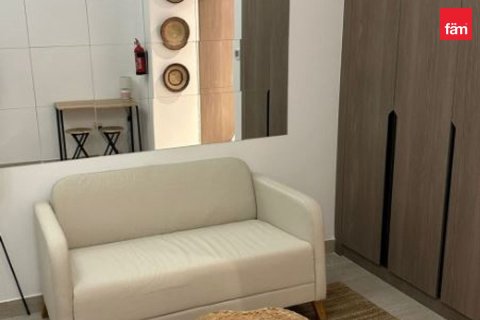 Apartment til salg i Dubai Studio City, Dubai, UAE 34.7 kvm № 728144 - foto 7
