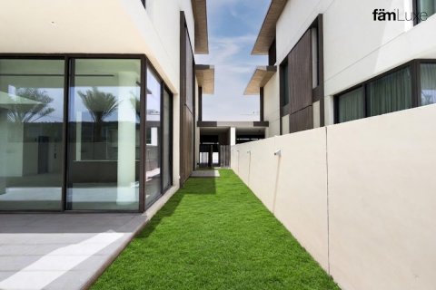 Vila di Dubai, UEA 4 kamar tidur, 448 m2 nomor 713565 - foto 4