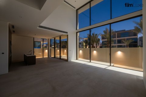 Vila di Dubai, UEA 4 kamar tidur, 448 m2 nomor 713565 - foto 7