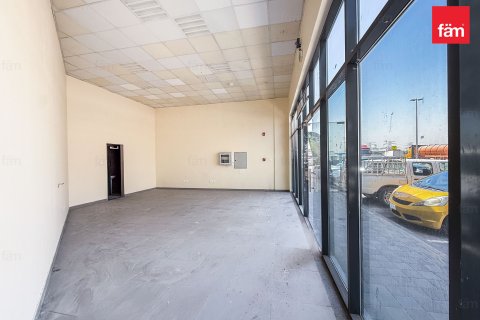 Shop in Ras Al Khor, Dubai, UAE 53 sq.m. № 713563 - photo 6