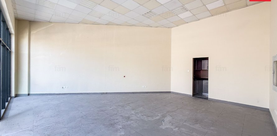 Shop in Ras Al Khor, Dubai, UAE 53 sq.m. № 713563