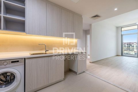 Apartmen di Business Bay, Dubai, UAE 2 bilik tidur, 104.14 meter persegi № 746503 - foto 5