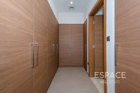 Vila di Dubai Hills Estate, UAE 5 bilik tidur, 398 meter persegi № 738484 - foto 11