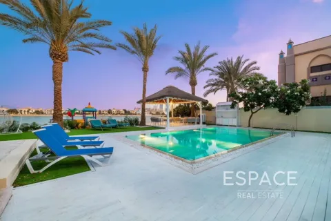 Villa zur Miete in Palm Jumeirah, Dubai, VAE 5 Schlafzimmer, 650 m2 Nr. 738486 - Foto 1