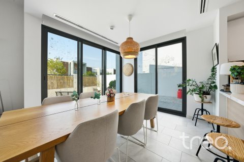 Kamienica na sprzedaż w Dubai, ZEA 4 sypialnie, 215.91 mkw., nr 733238 - zdjęcie 6