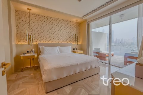 Apartment til salg i Palm Jumeirah, Dubai, UAE 1 soveværelse, 115.57 kvm № 733233 - foto 7