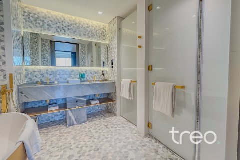 Apartment til salg i Palm Jumeirah, Dubai, UAE 1 soveværelse, 115.57 kvm № 733233 - foto 13
