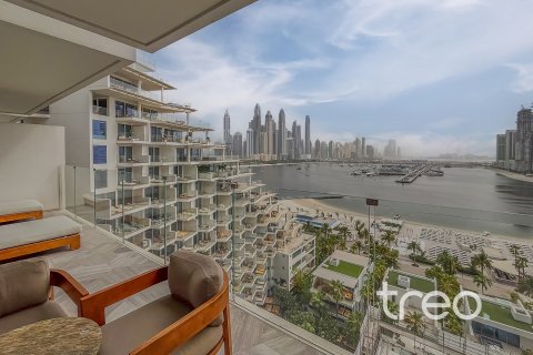 Apartment til salg i Palm Jumeirah, Dubai, UAE 1 soveværelse, 115.57 kvm № 733233 - foto 1