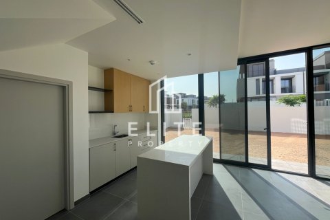 Villa en alquiler en Dubai, EAU 4 dormitorios № 686346 - foto 5