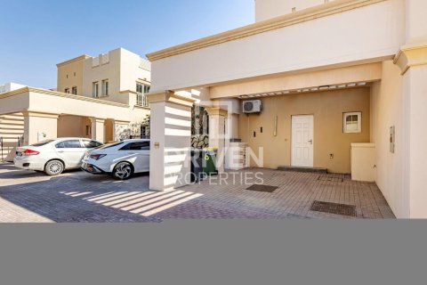 Villa in The Springs, Dubai, UAE 2 bedrooms, 212 sq.m. № 684009 - photo 19