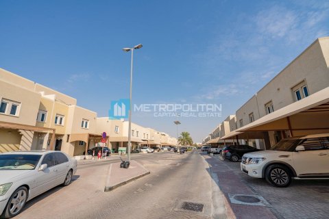 Βίλα σε Al Reef, Abu Dhabi, ΗΑΕ 3 υπνοδωμάτια, 174.1 τ.μ. Αρ. 630693 - φωτογραφία 3