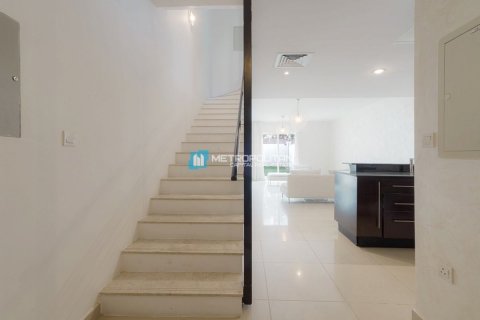 Βίλα σε Al Reef, Abu Dhabi, ΗΑΕ 3 υπνοδωμάτια, 174.1 τ.μ. Αρ. 630693 - φωτογραφία 7