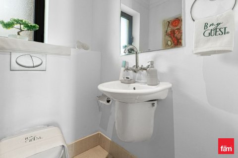 Old Town, Dubai, UAE의 판매용 아파트 침실 1개, 89제곱미터 번호 678219 - 사진 12