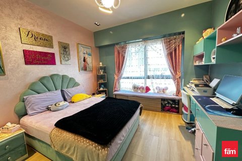 Apartemen di Business Bay, Dubai, UEA 3 kamar tidur, 203 m2 nomor 678221 - foto 20