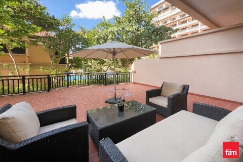 Huoneisto Palm Jumeirah, Dubai, Arabiemiraatit 1 makuuhuone, 144.6 m2 № 701535 - kuva 5