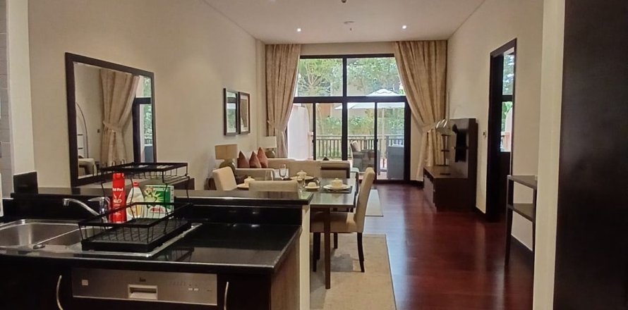 Huoneisto Palm Jumeirah, Dubai, Arabiemiraatit 1 makuuhuone, 144.6 m2 № 701535