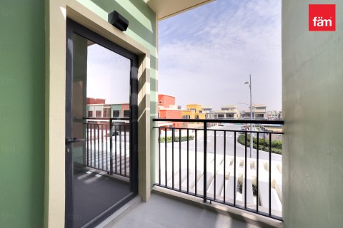 Kaupunkipientalo Dubai, Arabiemiraatit 3 makuuhuonetta, 144 m2 № 763815 - kuva 17