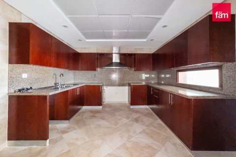 Apartment in Dubai, UAE 2 bedrooms, 182.1 sq.m. № 763830 - photo 17