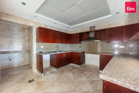 Apartment in Dubai, UAE 2 bedrooms, 182.1 sq.m. № 763830 - photo 16