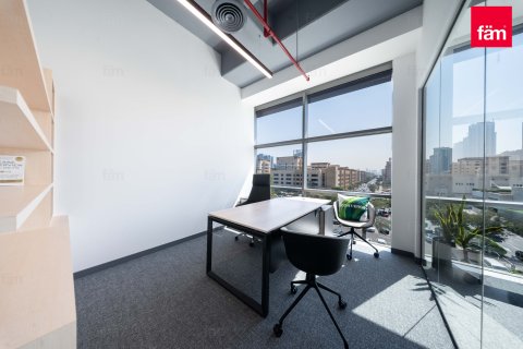 Office in Sheikh Zayed Road, Dubai, UAE 113.2 sq.m. № 711519 - photo 4