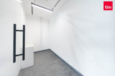 Office in Sheikh Zayed Road, Dubai, UAE 113.2 sq.m. № 711519 - photo 9