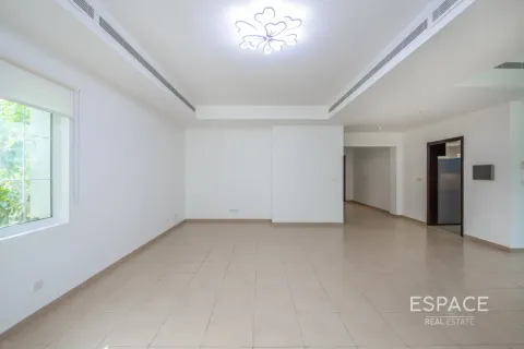 Вилла Арабиан Ранчес, Дубай, БАӘ-да 4 жатын бөлмелер, 361 м² № 650130 - фото 3