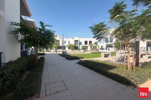 Villa en alquiler en Dubai, EAU 3 dormitorios, 118 m2 № 715131 - foto 14