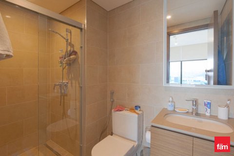 Apartment in Dubai, UAE 2 bedrooms, 75 sq.m. № 715133 - photo 6