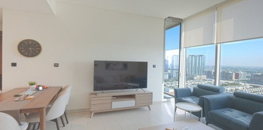 Apartment in Dubai, UAE 2 bedrooms, 75 sq.m. № 715133