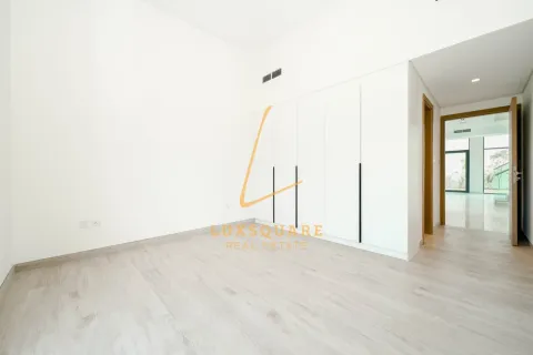 Villa in Al Furjan, Dubai, UAE 5 bedrooms, 570 sq.m. № 715251 - photo 18