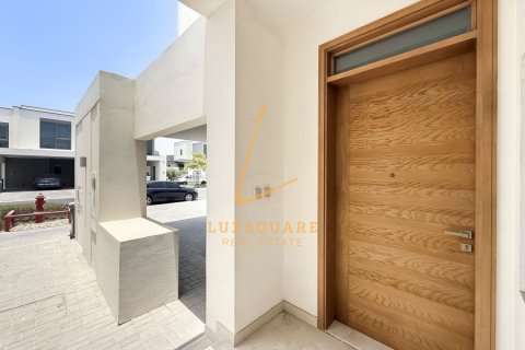 Villa in Dubai Hills Estate, UAE 3 bedrooms, 196 sq.m. № 715253 - photo 22