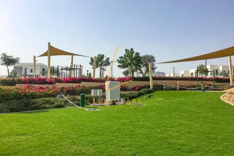 Villa in Dubai Hills Estate, UAE 3 bedrooms, 196 sq.m. № 715253 - photo 20