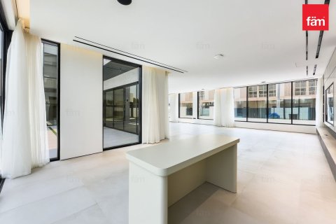 Villa en venta en Al Furjan, Dubai, EAU 5 dormitorios, 612.4 m2 № 712703 - foto 6