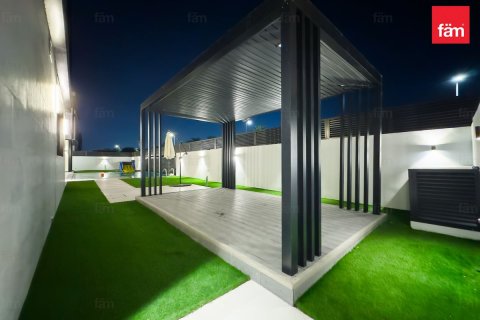 Villa en venta en Al Furjan, Dubai, EAU 5 dormitorios, 612.4 m2 № 712703 - foto 29