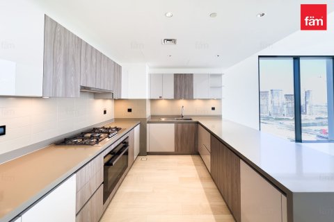 Wohnung zur Miete in Dubai, VAE 3 Schlafzimmer, 192.9 m2 Nr. 727780 - Foto 4