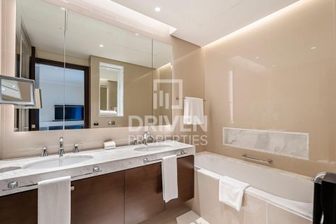 Downtown Dubai (Downtown Burj Dubai), Dubai, UAE의 판매용 아파트 침실 2개, 135제곱미터 번호 653810 - 사진 17