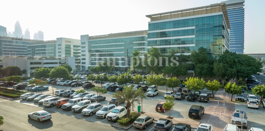 Apartment in Greens, Dubai, UAE 2 bedrooms, 130.82 sq.m. № 651044