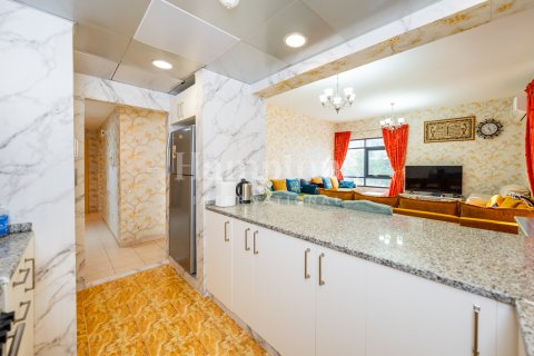 Apartment in Greens, Dubai, UAE 2 bedrooms, 130.81950139 sq.m. № 651044 - photo 15