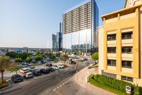 Apartment in Greens, Dubai, UAE 2 bedrooms, 130.81950139 sq.m. № 651044 - photo 13