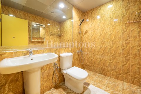 Apartment in Greens, Dubai, UAE 2 bedrooms, 130.81950139 sq.m. № 651044 - photo 12