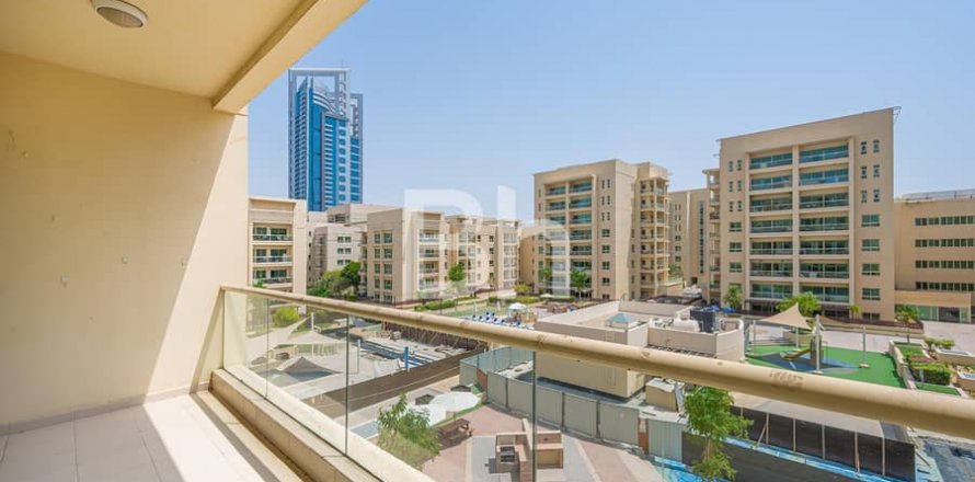 דירה ב Dubai, איחוד האמירויות 2 חדרי שינה, 124 מ"ר מספר 643271