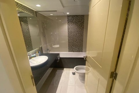 Appartement te koop in Downtown Dubai (Downtown Burj Dubai), Dubai, VAE 2 slaapkamers, 123 vr.m., nr 687145 - foto 9